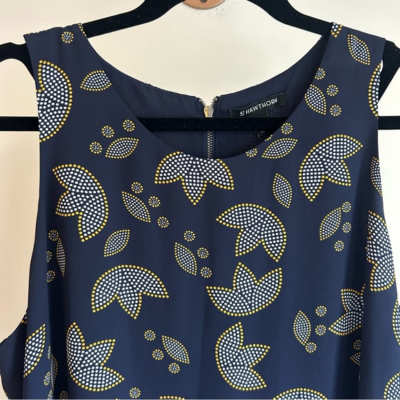 41‎ Hawthron navy patterned blouse XL - Picture 2 of 5